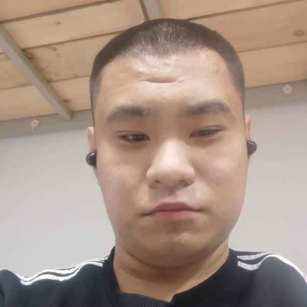 山东24岁单身帅哥真诚找对象-深圳征婚网