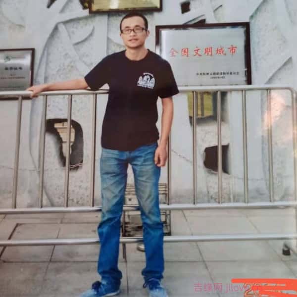 江苏36岁单身帅哥真诚找对象-黄石征婚网